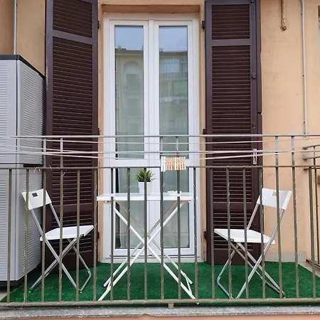 Beautiful Near Metro Apartment *