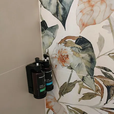 Lägenhet Beautiful Near Metro